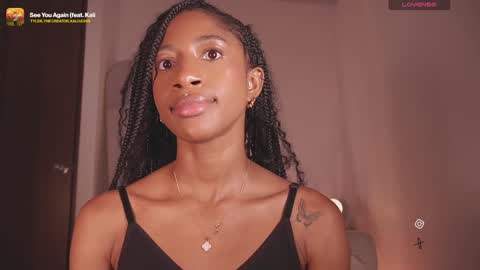 Snapshot of connie_west0 chatting on December 31, 2:19 am   independent model online show from December 31, 2:19 am