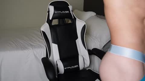 Snapshot of connor_hart chatting on February 17, 3:47 am Connor Hart online show from February 17, 3:47 am