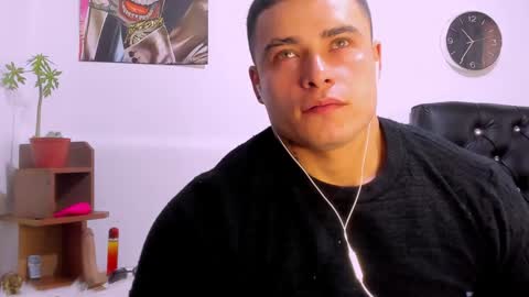 Snapshot of connorsmith_26 chatting on January 16, 3:35 pm Connor Smith online show from January 16, 3:35 pm