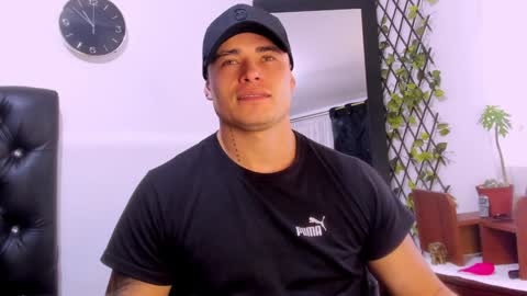 Snapshot of connorsmith_26 chatting on January 20, 3:50 pm Connor Smith online show from January 20, 3:50 pm