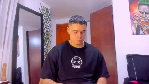 Snapshot of connorsmith_26 chatting on February 11, 1:41 pm Connor Smith online show from February 11, 1:41 pm