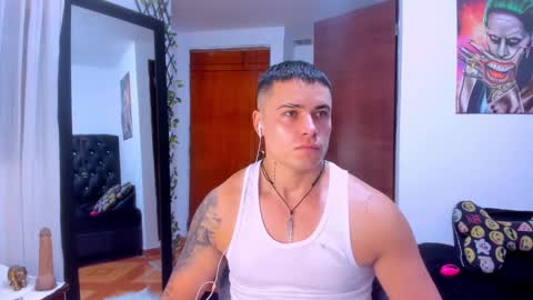 Snapshot of connorsmith_26 chatting on February 12, 12:12 pm Connor Smith online show from February 12, 12:12 pm