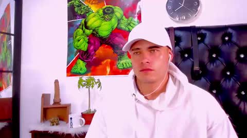 Snapshot of connorsmith_26 chatting on February 28, 1:03 pm Connor Smith online show from February 28, 1:03 pm