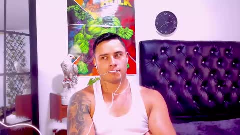 Snapshot of connorsmith_26 chatting on March 3, 7:39 pm Connor Smith online show from March 3, 7:39 pm