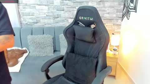 Snapshot of connorsmith_26 chatting on September 23, 12:19 pm Connor Smith online show from September 23, 12:19 pm