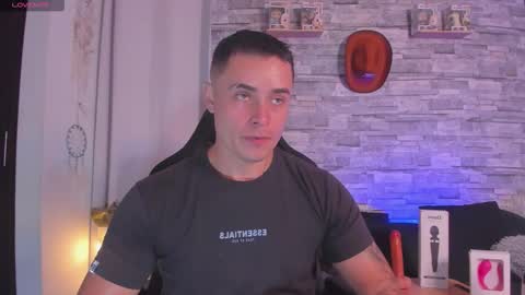 Snapshot of connorsmith_26 chatting on November 13, 8:41 pm Connor Smith online show from November 13, 8:41 pm