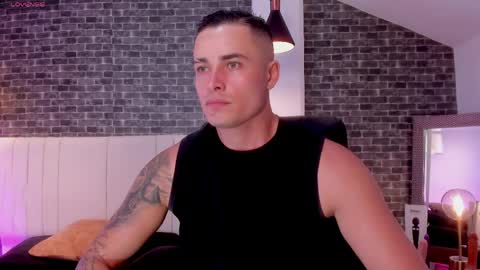 Connor Smith online show from March 28, 11:48 pm