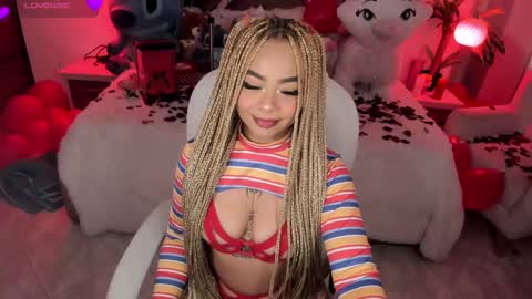 Snapshot of conny_curly chatting on February 14, 1:29 pm Conny online show from February 14, 1:29 pm