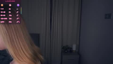 Snapshot of constanceglascov chatting on November 10, 6:34 am Hello im Sofia Welcme to my room .More hugs and kiss for you online show from November 10, 6:34 am