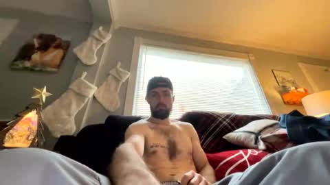 Snapshot of constructionmike1 chatting on December 18, 4:57 pm constructionmike1 online show from December 18, 4:57 pm