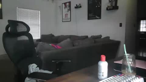 Snapshot of controllercutie chatting on October 2, 11:50 am controllercutie online show from October 2, 11:50 am