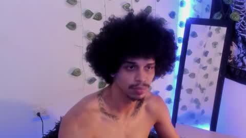 Aaron  online show from November 11, 12:38 pm