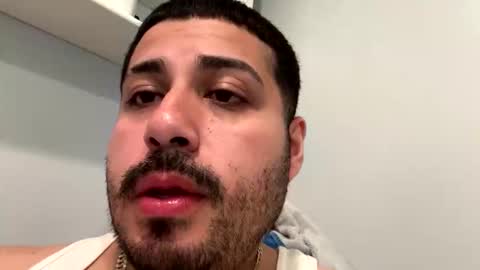 cookie_monster8593 online show from April 18, 3:10 am