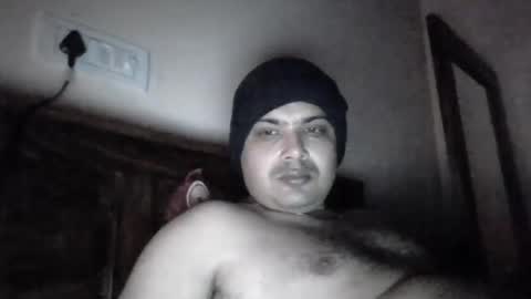 Snapshot of cool_breeze09 chatting on January 8, 6:20 pm Cool Breeze09 online show from January 8, 6:20 pm