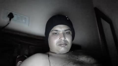 Snapshot of cool_breeze09 chatting on January 10, 6:17 pm Cool Breeze09 online show from January 10, 6:17 pm