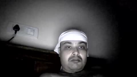 Cool Breeze09 online show from March 8, 6:34 pm