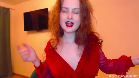 Snapshot of coolamber chatting on December 20, 3:36 am Amber online show from December 20, 3:36 am