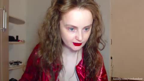 Snapshot of coolamber chatting on February 3, 5:40 am Amber online show from February 3, 5:40 am