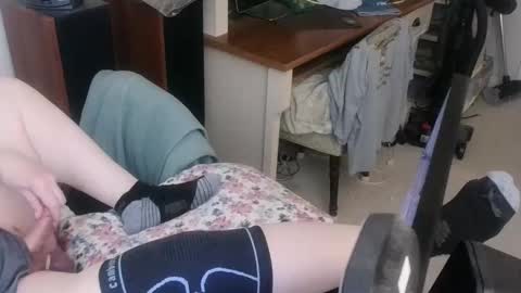 Snapshot of coolbreezee007 chatting on November 1, 11:56 am Chuck online show from November 1, 11:56 am