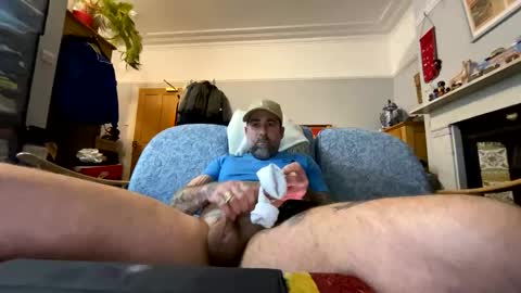 Snapshot of cooledjdjd82 chatting on December 16, 6:35 pm cooledjdjd82 online show from December 16, 6:35 pm