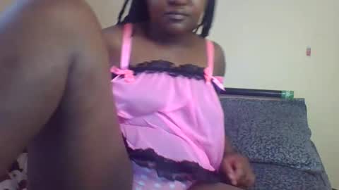 coolgirl001 online show from September 24, 8:17 am