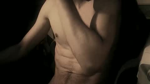 Snapshot of coolmementox chatting on December 15, 11:25 am ChoveEnArrakis online show from December 15, 11:25 am