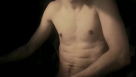 Snapshot of coolmementox chatting on January 19, 9:57 am ChoveEnArrakis online show from January 19, 9:57 am