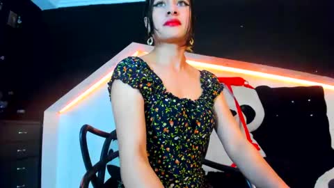 Snapshot of coral_gibson chatting on January 22, 9:32 pm Coral online show from January 22, 9:32 pm