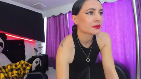 Snapshot of coral_gibson chatting on September 12, 3:01 pm Coral online show from September 12, 3:01 pm