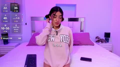 Carol Jhones  online show from November 21, 4:44 am