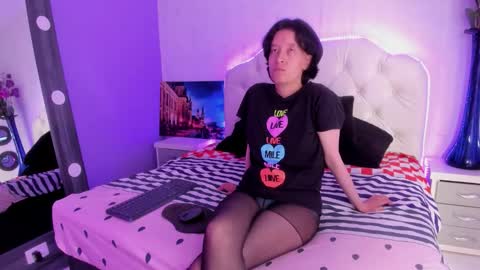 Snapshot of coralandocean chatting on November 26, 1:01 pm Coral and Ocean online show from November 26, 1:01 pm