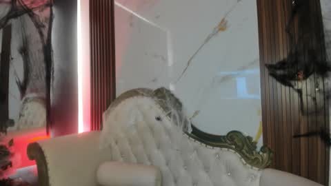 Snapshot of coraliebronson chatting on October 24, 4:20 am Coralie Bronson online show from October 24, 4:20 am