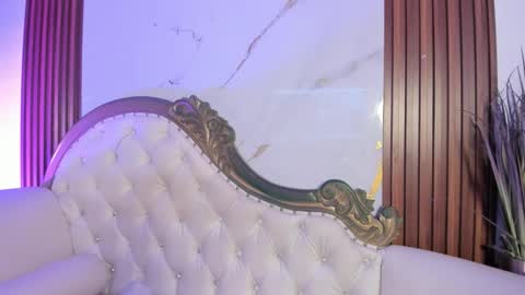 Snapshot of coraliebronson chatting on November 12, 9:14 pm Coralie Bronson online show from November 12, 9:14 pm