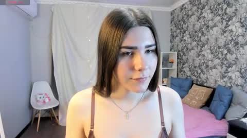Snapshot of coraline_kitty chatting on June 9, 3:56 pm Coraline online show from June 9, 3:56 pm