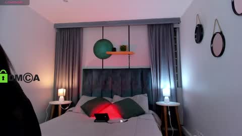 Snapshot of coralinericce_ chatting on October 6, 4:54 am Coral Stefani online show from October 6, 4:54 am