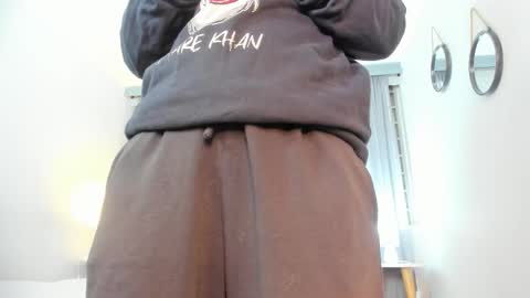 Snapshot of coralinericce_ chatting on November 9, 9:24 pm Coral Stefani online show from November 9, 9:24 pm