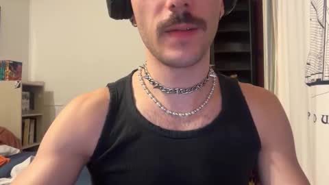 Snapshot of corb927 chatting on December 15, 5:50 pm French doggy online show from December 15, 5:50 pm