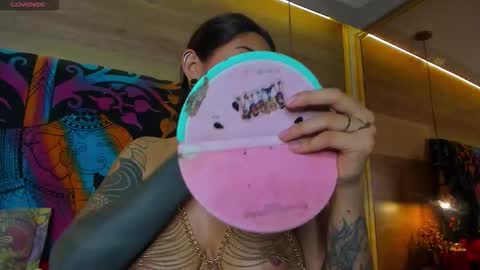 Snapshot of cori_paige chatting on November 30, 4:16 am Cori online show from November 30, 4:16 am