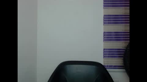 Snapshot of cornxcunt chatting on October 22, 7:02 pm cornxcunt online show from October 22, 7:02 pm