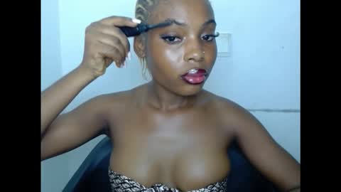 Snapshot of cornxcunt chatting on November 12, 4:40 pm cornxcunt online show from November 12, 4:40 pm