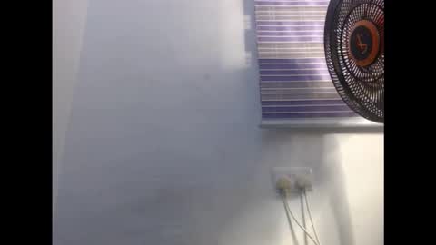 Snapshot of cornxcunt chatting on November 27, 10:01 pm cornxcunt online show from November 27, 10:01 pm