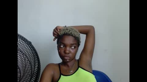 Snapshot of cornxcuntx chatting on October 24, 8:00 am cornxcuntx online show from October 24, 8:00 am