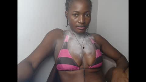 Snapshot of cornxslut chatting on November 2, 12:24 am cornxslut online show from November 2, 12:24 am