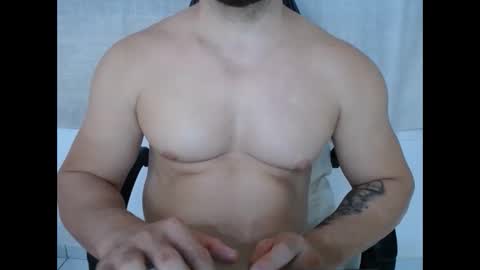 Snapshot of corolaxxl chatting on December 2, 1:11 am corolaxxl online show from December 2, 1:11 am