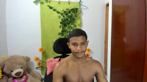 Ethan  online show from January 19, 2:57 am