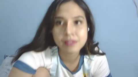 Snapshot of cottoncandygirl9898 chatting on October 3, 3:42 pm Liz Gwyneth Charlota online show from October 3, 3:42 pm