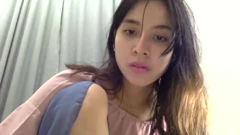 Snapshot of cottoncandygirl9898 chatting on July 17, 6:35 pm Liz Gwyneth Charlota online show from July 17, 6:35 pm