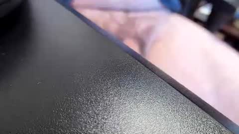 Snapshot of countryboy_10 chatting on November 4, 1:32 pm CountryBoy 10 online show from November 4, 1:32 pm