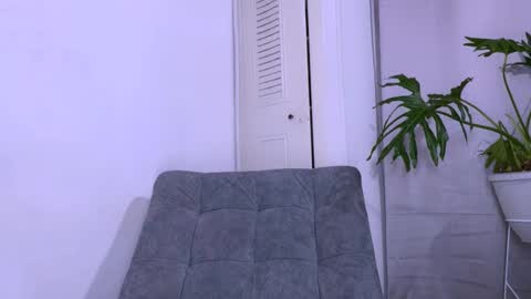 Couple sexxo online show from December 23, 3:26 am