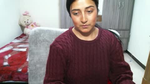 Snapshot of couplecaliente10 chatting on December 4, 1:48 am couplecaliente10 online show from December 4, 1:48 am